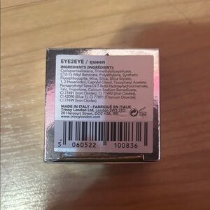 Trinity Eye2Eye Eyeshadow - Queen